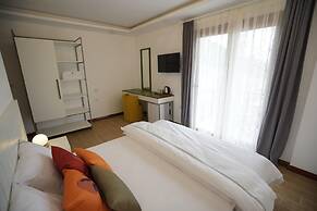 Mons Casa Boutique Hotel