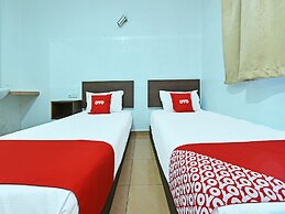 OYO 90559 Ummul Motel C Mart