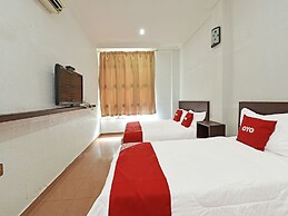 OYO 90559 Ummul Motel C Mart