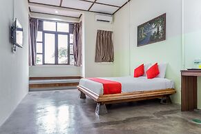 Collection O Ivory Hotel & Resort