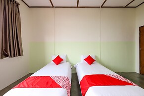 Collection O Ivory Hotel & Resort