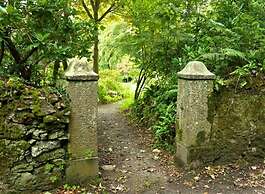 11 'bellatrix' Bell Tent Glamping Anglesey