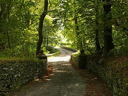 17 'talitha' Bell Tent Glamping Anglesey