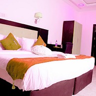 Time Oak Hotel and Suites Royale