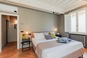 Casa Grey Contemporary Penthouse