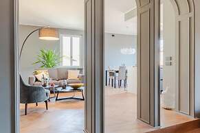 Casa Grey Contemporary Penthouse