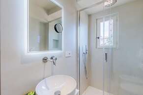 Casa Grey Contemporary Penthouse