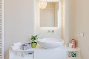 Casa Grey Contemporary Penthouse