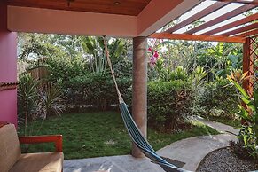 Iluminar Beachfront Suite