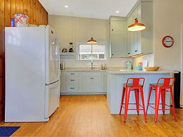 Spinneys Guesthouse & Beach Cottages
