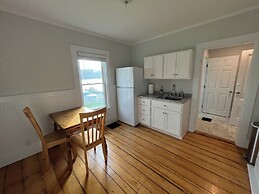 Spinneys Guesthouse & Beach Cottages