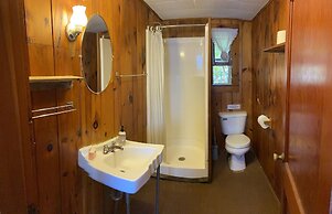 Spinneys Guesthouse & Beach Cottages