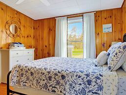 Spinneys Guesthouse & Beach Cottages
