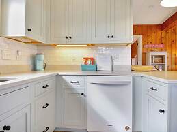 Spinneys Guesthouse & Beach Cottages