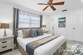 Private Heated Pool & Lovely Home
