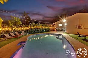 Private Heated Pool & Lovely Home