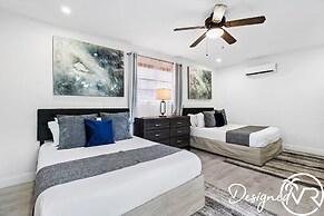 Private Heated Pool & Lovely Home