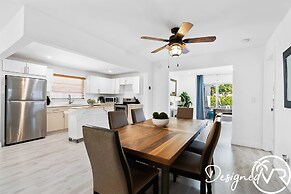 Private Heated Pool & Lovely Home