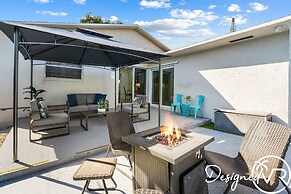 Private Heated Pool & Lovely Home