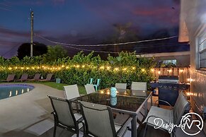 Private Heated Pool & Lovely Home