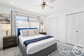 Private Heated Pool & Lovely Home