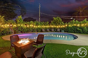 Private Heated Pool & Lovely Home