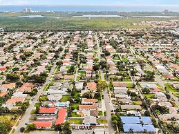 Private Heated Pool & Lovely Home