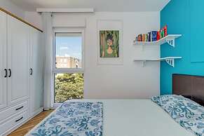 Modern 90 m2 apt With Balcony w the sea View