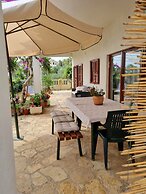 Large 120 m2 apt With Patio,1 min Walk From Beach