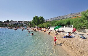 Large 120 m2 apt With Patio,1 min Walk From Beach