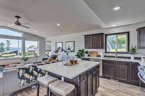 Cranes Landing Hidden Beach Home 3 Bedroom Residence by RedAwning