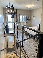 The Darmont Hotel and Suites