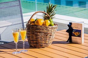 Crystal Holiday Residence