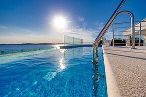 Crystal Holiday Residence