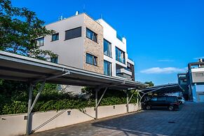 Crystal Holiday Residence