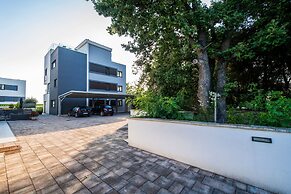 Crystal Holiday Residence