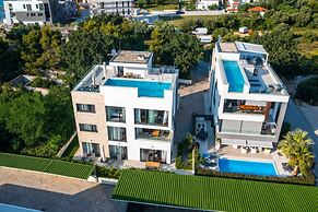 Crystal Holiday Residence