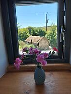 Longstone Bed and Breakfast