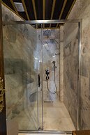 Foremanson Cave Hotel