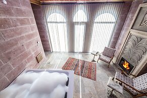 Foremanson Cave Hotel