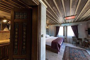 Foremanson Cave Hotel