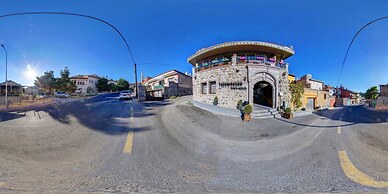 Foremanson Cave Hotel