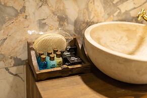 Foremanson Cave Hotel