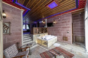 Foremanson Cave Hotel