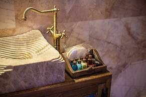 Foremanson Cave Hotel