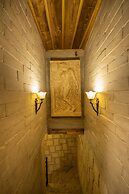 Foremanson Cave Hotel