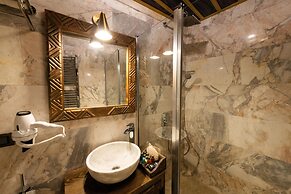 Foremanson Cave Hotel