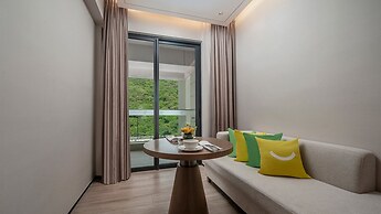 Holiday Inn Hotel and Suites Sanya Yalong Bay by IHG