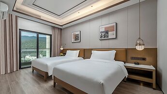 Holiday Inn Hotel and Suites Sanya Yalong Bay by IHG