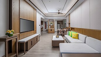 Holiday Inn Hotel and Suites Sanya Yalong Bay by IHG